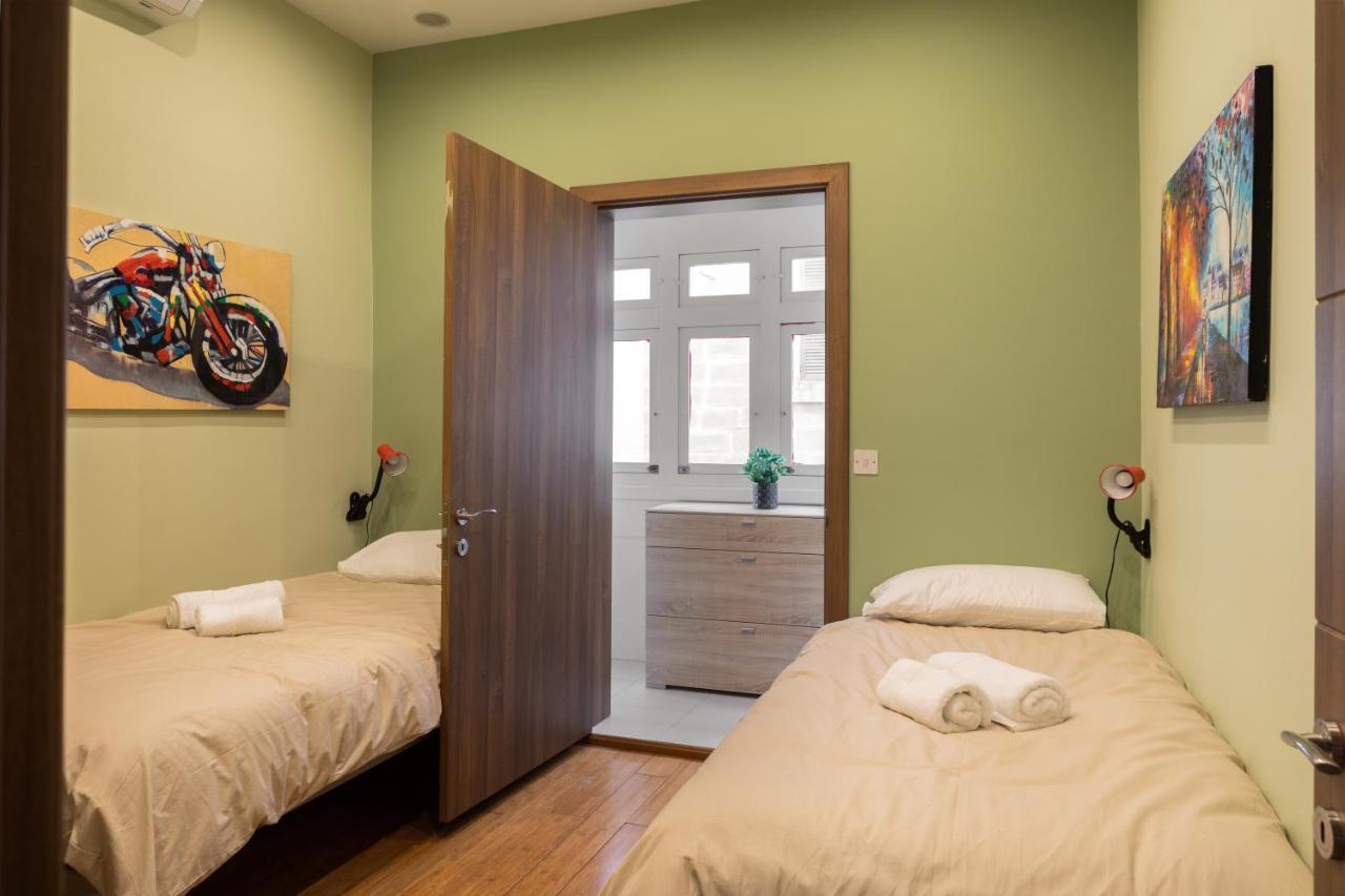 Entire Luxury Sliema Townhouse Steps From Beach المظهر الخارجي الصورة